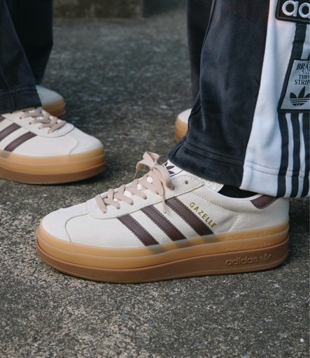 adidas ガゼル ボールド W