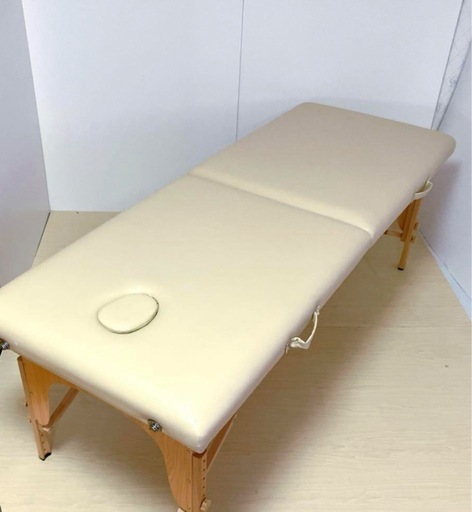 幅広々70cm！折りたたみ施術ベッド（ETBELLA）とタオルウォーマー
