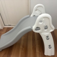 折りたたみ滑り台の画像