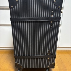 Mサイズ　スーツケース　キャリーケースの画像