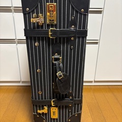 Mサイズ　スーツケース　キャリーケースの画像
