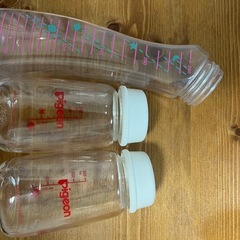 哺乳瓶の画像