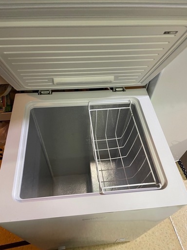 2023年 comfee 冷凍庫 ホワイトRCC100WH/E C991015639