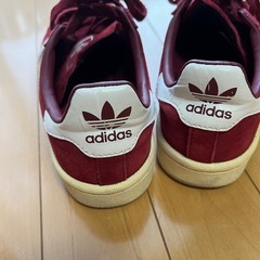 adidas campusスニーカー赤25の画像