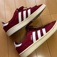 adidas campusスニーカー赤25の画像