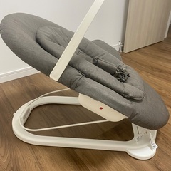 ストッケ　ステップス　バウンサーの画像