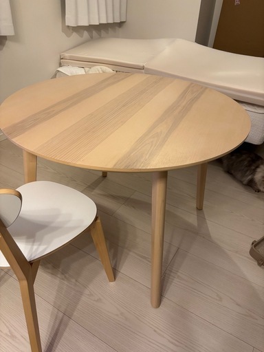 IKEA ダイニングテーブル➕椅子三脚