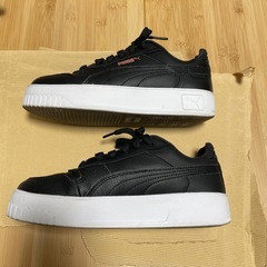 PUMA プーマ　スニーカー　厚底の画像