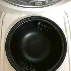 【北見市発】ハイアール Haier マイコンジャー炊飯器 JJ-M30C(W) 2016年製 3合炊き 白 (E3676wYM)の画像
