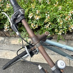 自転車　クロスバイクの画像