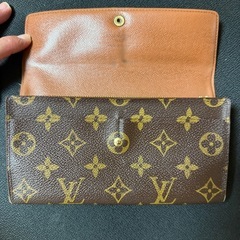 LOUIS VUITTON ルイ・ヴィトン LV　ポルトフォイユ　サラ　モノグラム 長財布 二つ折り財布　ウォレット　レディースの画像