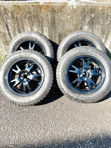 プリウス　195/65/R15 4本セット