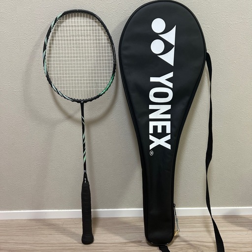 YONEX バトミントンラケット