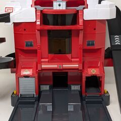 タカラトミー トミカ 無線でピピッと出動指令！ 変形ファイヤーステーションの画像