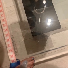 美品 ガラステーブルの画像