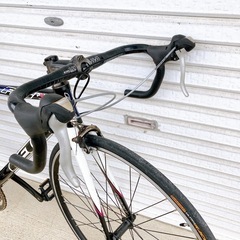 felt ロードバイクの画像