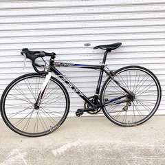 felt ロードバイクの画像
