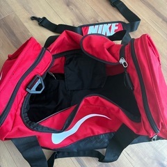 NIKE ボストンバッグの画像