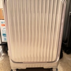 スーツケースSサイズ　機内持ち込み可の画像