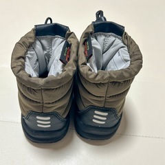 ノースフェイス　スノーブーツ　バイカラー　カーキ　14センチ　13センチの画像