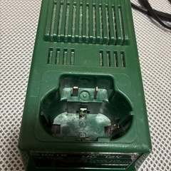 日立工機　急速充電器 UC12Y　　の画像