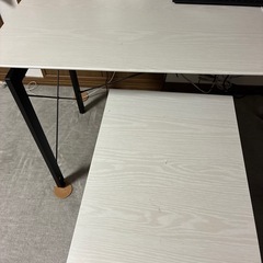 ニトリ　机　デスクワゴンセットの画像