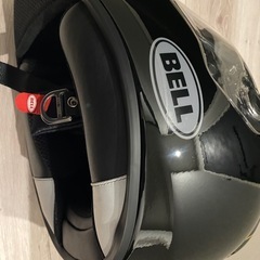 BELL フルフェイスヘルメットの画像