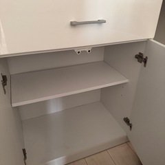 食器棚　エナメルホワイト　キッチンボード　　の画像