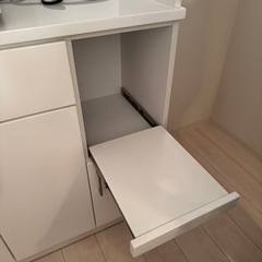 食器棚　エナメルホワイト　キッチンボード　　の画像