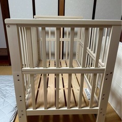 Familiarベビーベットの画像