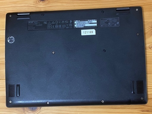 ポータブルパソコン　Acer R752T G2