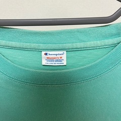 Champion シャツの画像