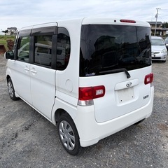 フロンティアグループ★お得なアウトレット中古車♪諸費用コミコミ乗り出し価格！ DAIHATSU タント 車検2年付き！スマートキーの画像