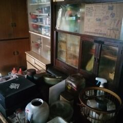 【家屋内に残った様々物品を搬出する軽作業です】の画像