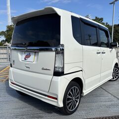 神奈川【自社ローン】保証人無可★全国対応★N-BOXカスタム【Gターボパッケージ】4WD/Bluetooth/両側パワスラ/走行中TV可/ターボ/パドルシフト/クルコン/フルフラットシート/バックカメラ/ETCの画像