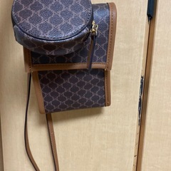 ショルダーバッグの画像