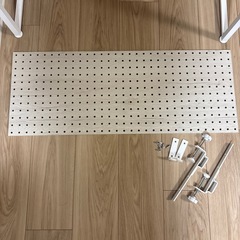 ニトリ　デスク　パンチングボードセットの画像