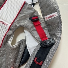 ベビービョルン　抱っこ紐　新生児の画像