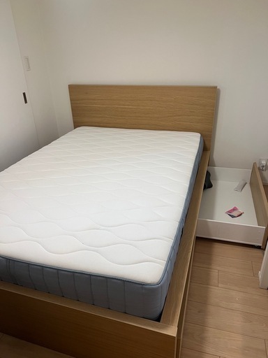 IKEA ベッドフレーム ＆ マットレス セット販売（または別々でもOK）