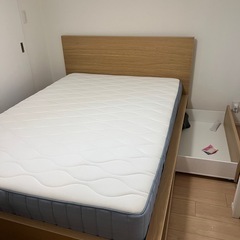 IKEA ベッドフレーム ＆ マットレス セット販売（または別々でもOK）の画像