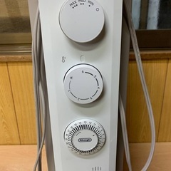 EJ1291番 デロンギ・ジャパン オイルヒーター RHJ21F0812-WHの画像