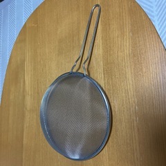 ステンレス持ち手付きザルの画像