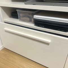 テレビボードの画像