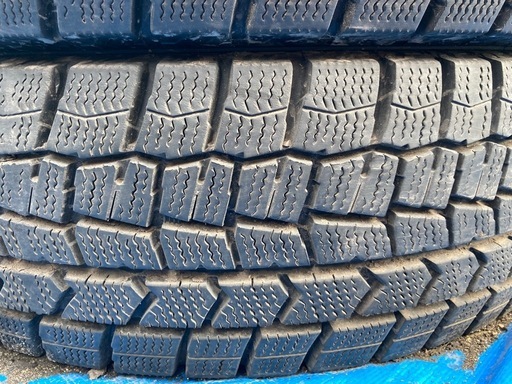 【お取引決まりました】DUNLOP 175/70R14 23年製　冬タイヤ