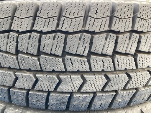 【お取引決まりました】DUNLOP 175/70R14 23年製　冬タイヤ