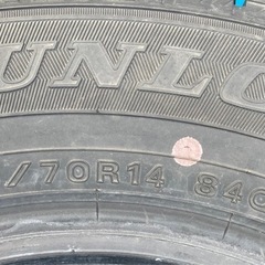 DUNLOP 175/70R14 23年製　冬タイヤの画像