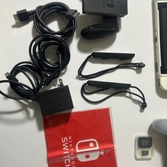 Switch本体、プロコン、マイクロSDなどなどの画像