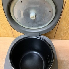 EJ1295番 KOM コンパクト炊飯器 RM-204Hの画像
