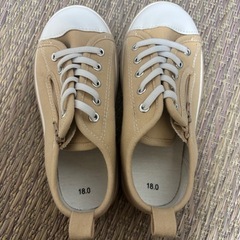 スニーカーの画像