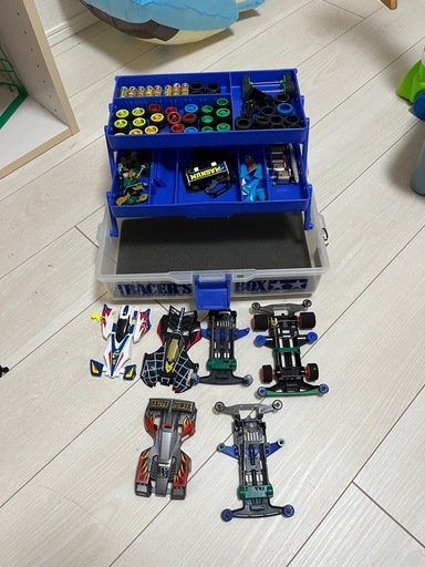 ミニ四駆コース、パーツ